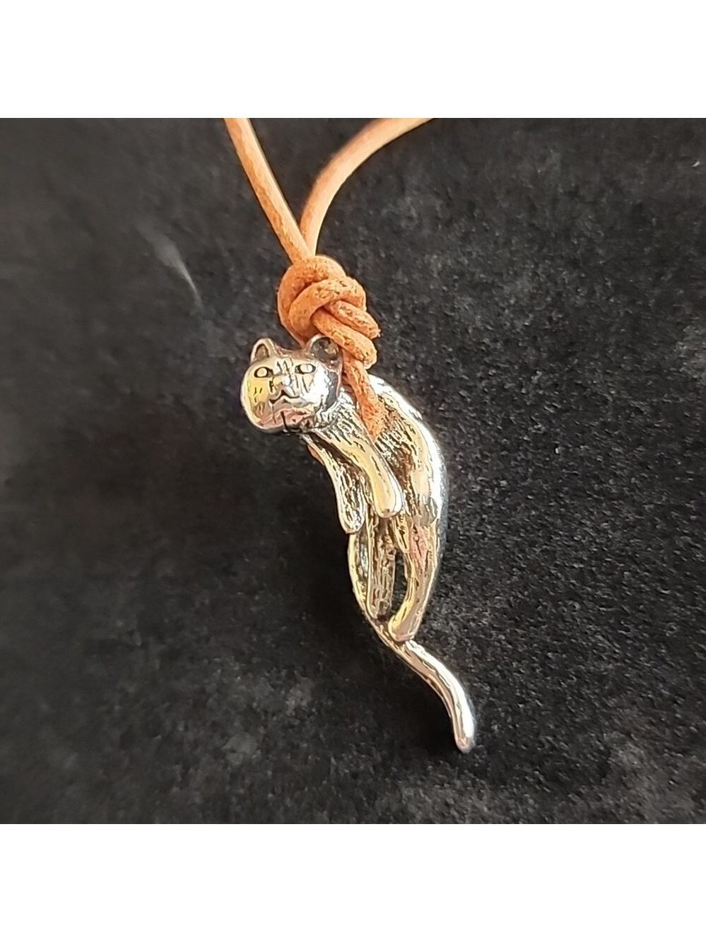 Hanging Cat leather Rope - Picture 2 of 5